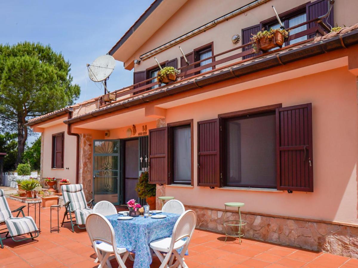 Villa Sunny Home By Interhome Sperlonga Eksteriør bilde